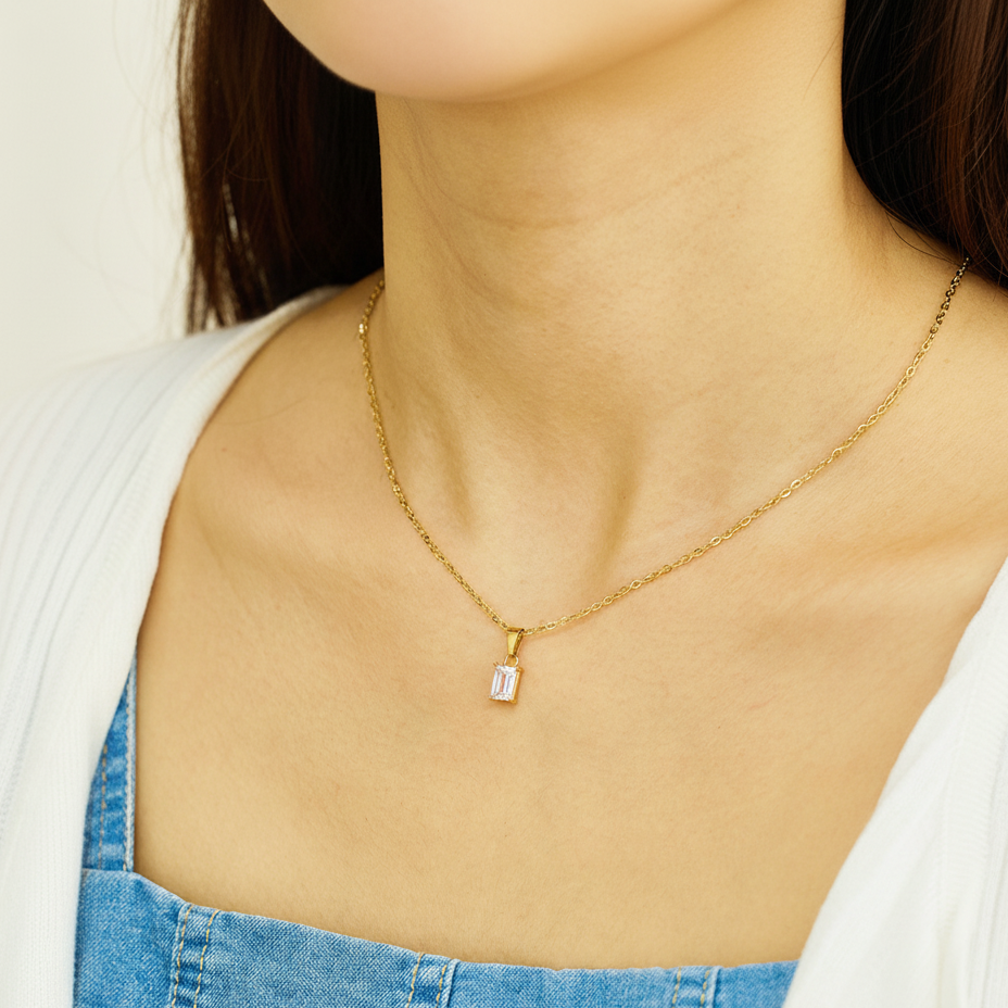 Emerald Gem Gold Necklace Lavender