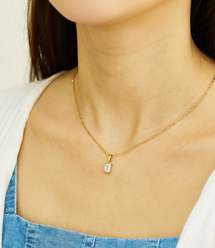 Emerald Gem Gold Necklace Lavender