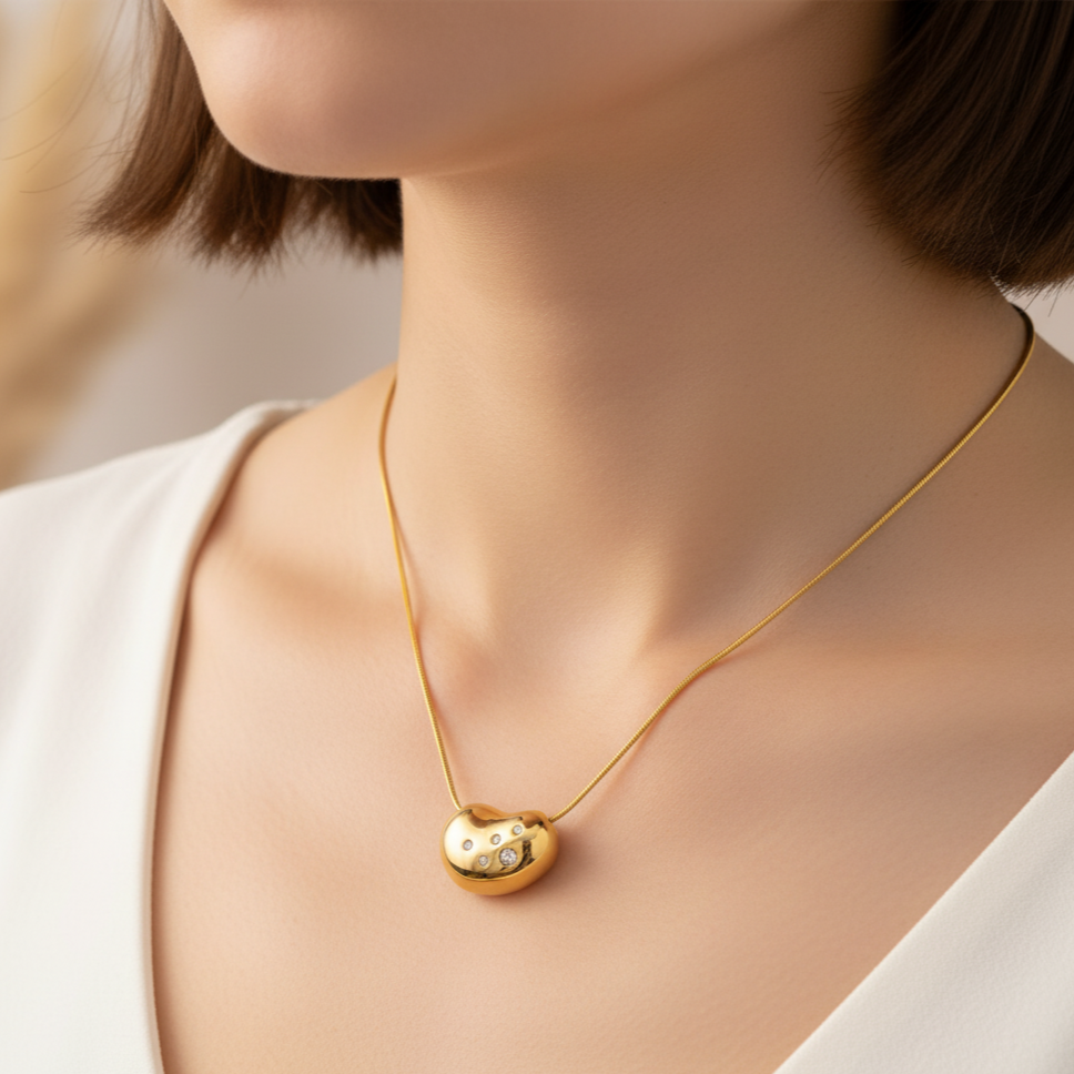 Vespera Glow Gold Necklace