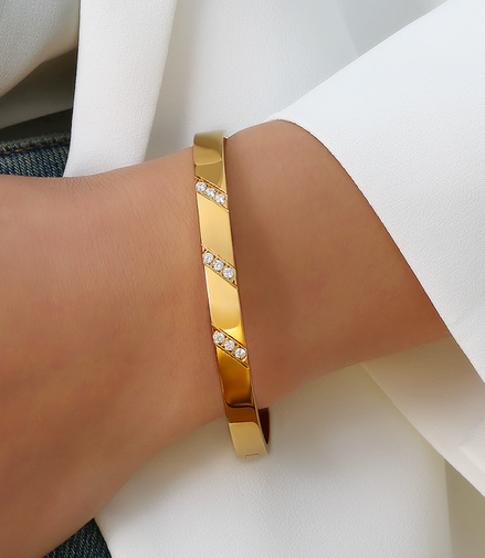 Celestine Gold Stone Bracelet