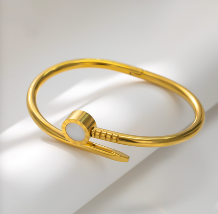 Gold Nova Nail Head Bracelet – White