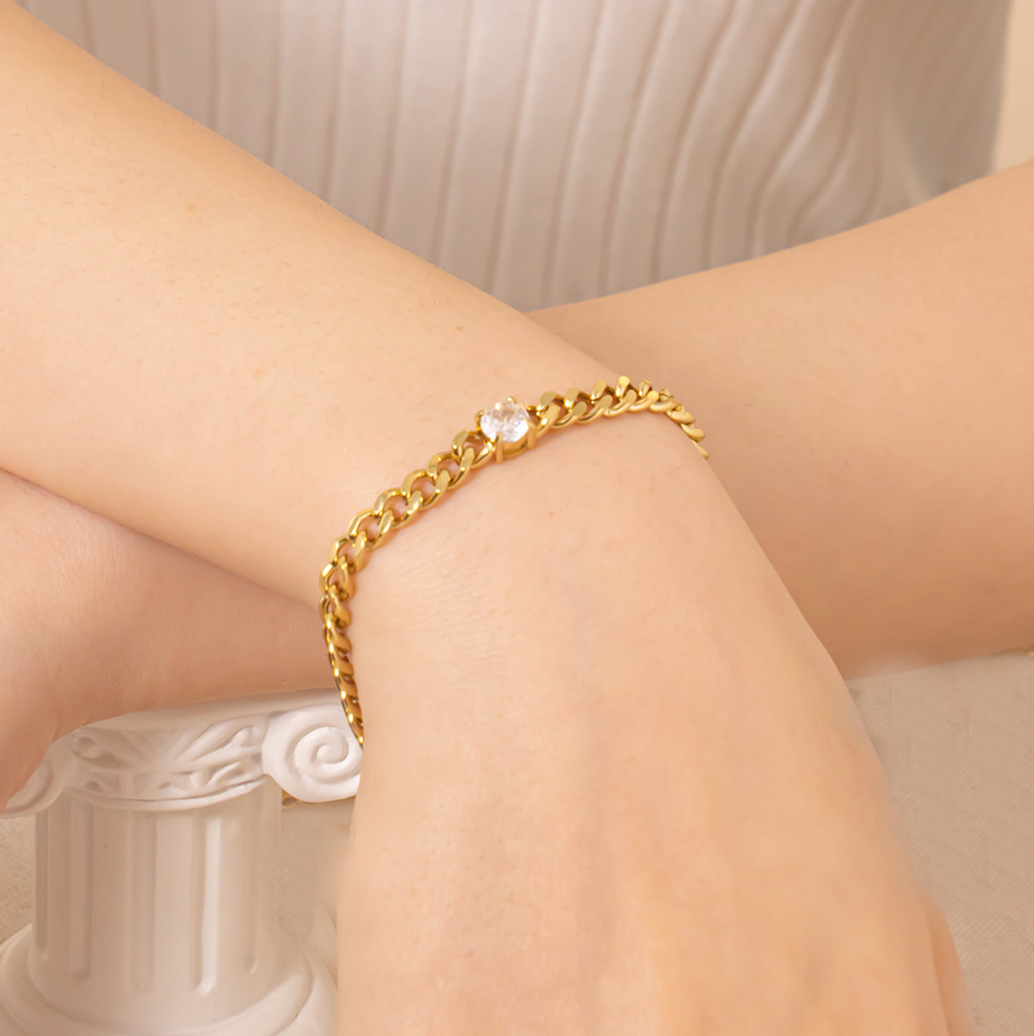Cyria Gold Chain Bracelet