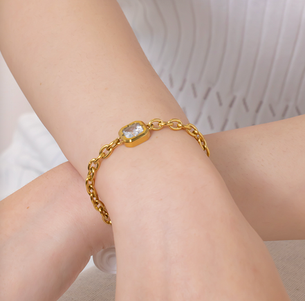 Squared Gold Crystal Bracelet