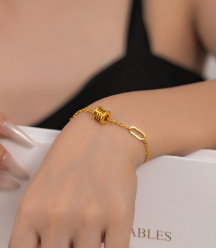 Helix Gold Bracelet