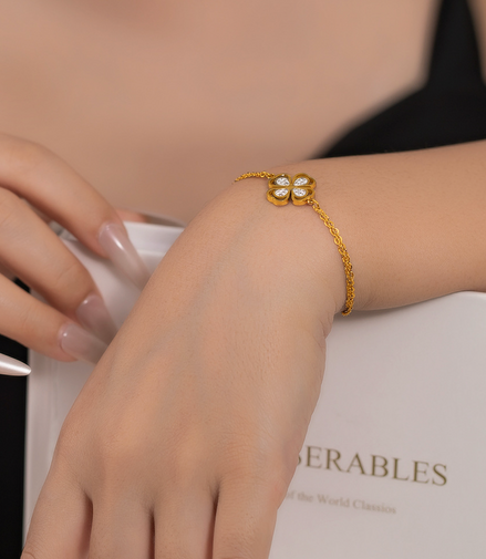 Lumi Clover Gold Bracelet