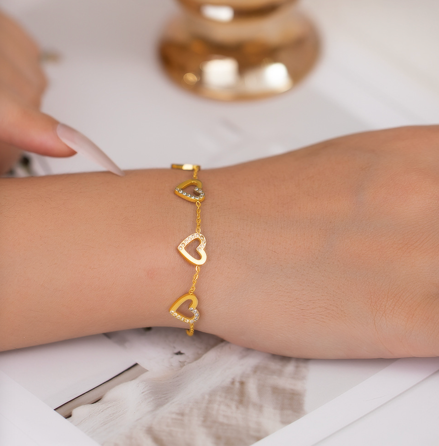 Vivi Hearts Gold Bracelet