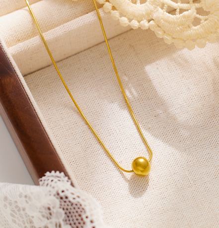 Isla Gold Necklace