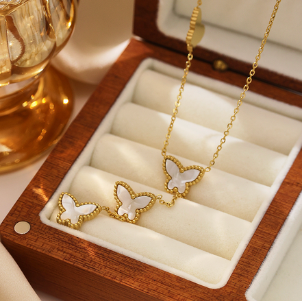 Papillon Butterfly Gold Necklace - Pink