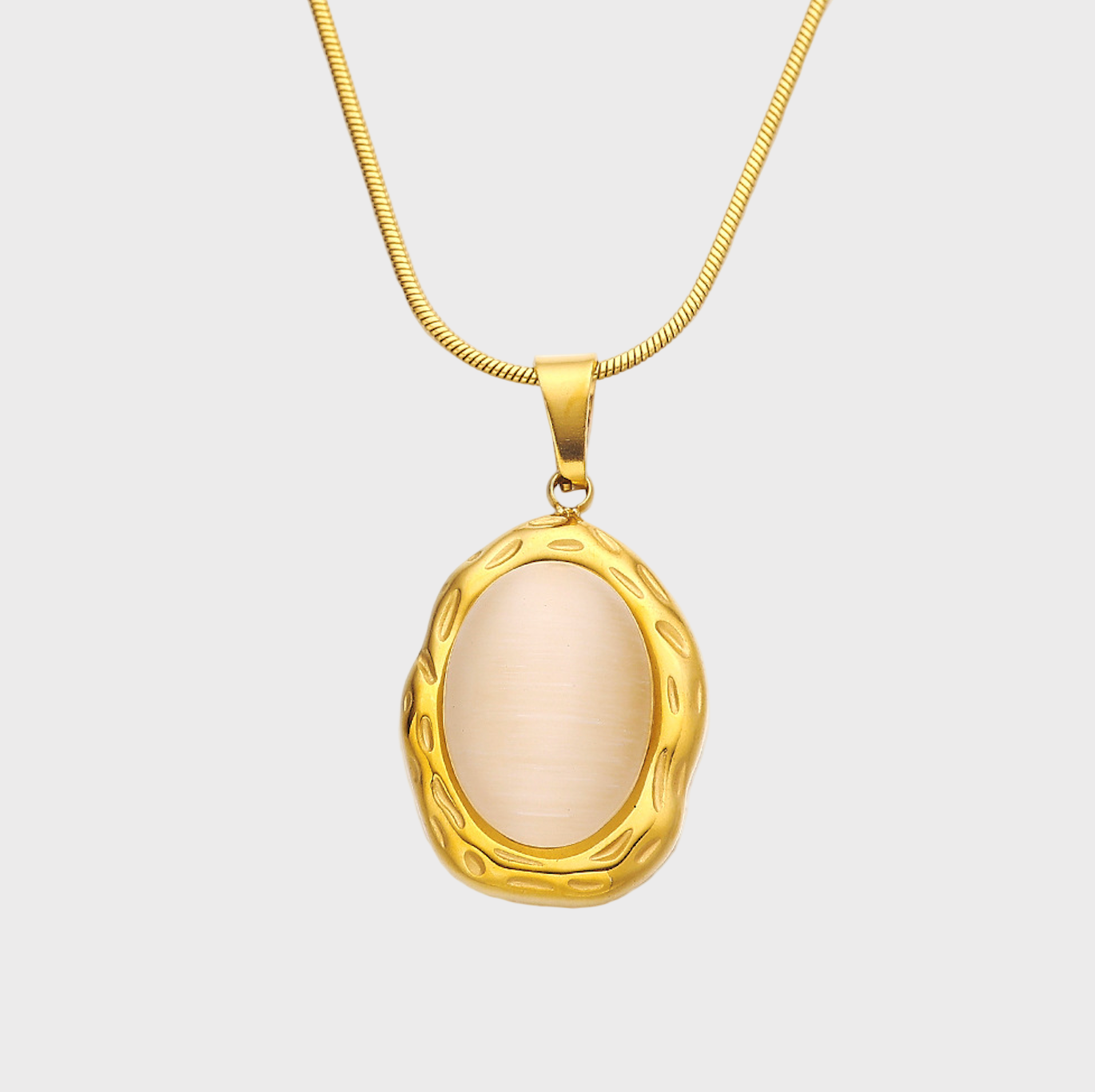 Isola Oval Gold Necklace