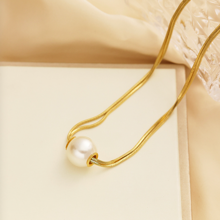 Ophira Pearl Gold Necklace