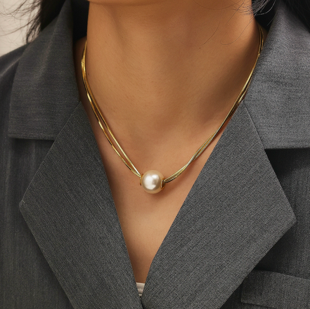 Ophira Pearl Gold Necklace