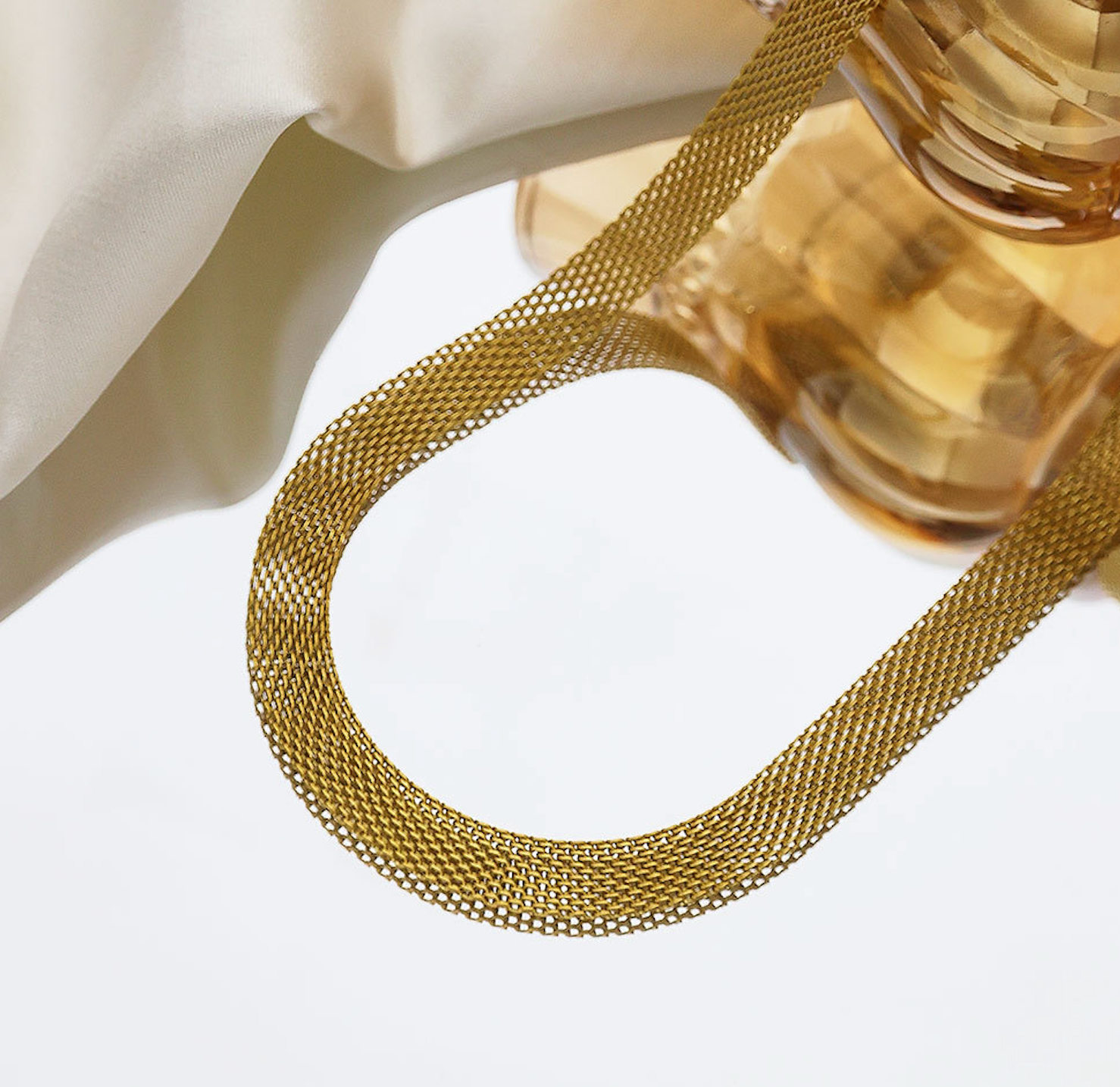 Celia Mesh Gold Necklace