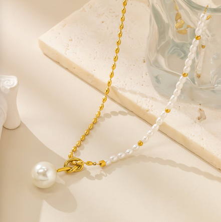 Gold Pearl Harmony Necklace