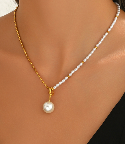 Gold Pearl Harmony Necklace