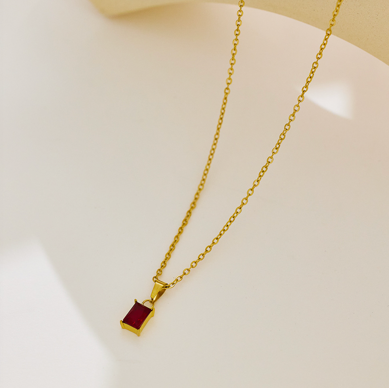 Emerald Gem Gold Necklace Red