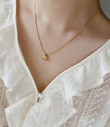 Gold Shell Necklace